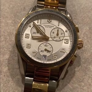 Victorinox Swiss Army